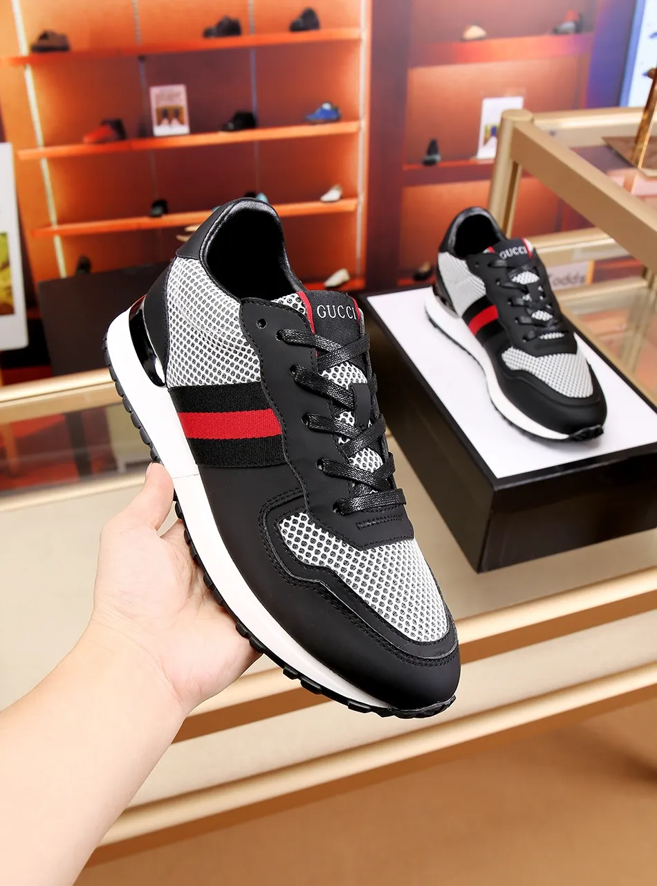 Factory price: 400💰 (GUCCI) The latest summer model from the official website🎁🎁casual and fashionable men's shoes👟, hot style💥The version is simple and elegant, exclusive for trendy men, trendy mesh fabric ➕The inner lining is made of sheepskin, soft and comfortable, black and white two-color optional, code number: 38-44, customized 45